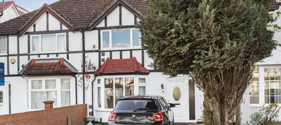 Дом с 4 спальнями в Хаунслоу, Великобритания № 8482 30