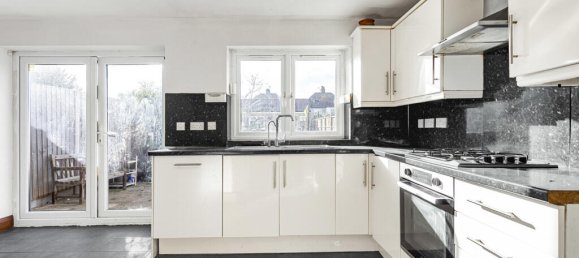 Дом с 4 спальнями в Хаунслоу, Великобритания № 8482 12