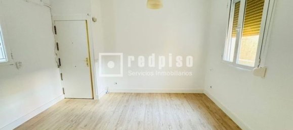 1 bedroom Apartment in Madrid, Spain No. 141328 4