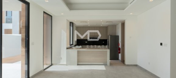 4 bedrooms Villa in Saadiyat Island, UAE No. 43708 8