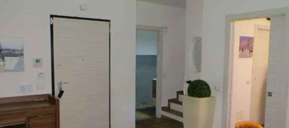 Дом с 3 комнатами в Кольяте, Италия № 3656 9