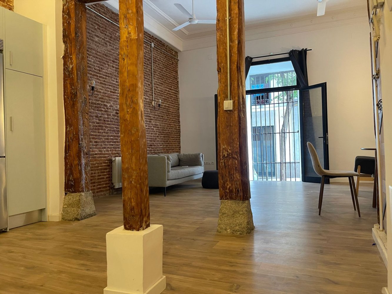 2 bedrooms Apartment in Madrid, Spain No. 248371