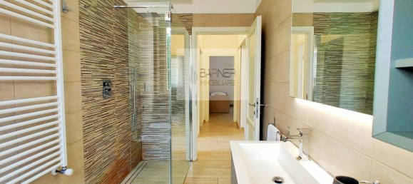 15-salle Villa à Camaiore, Italy No. 178844 45