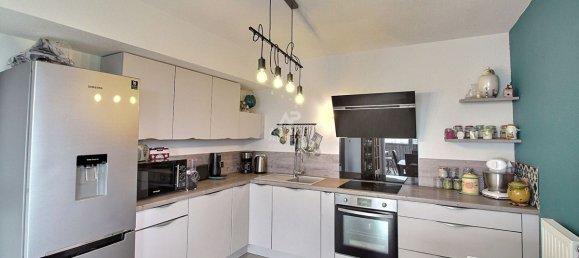 2 bedrooms Apartment in Chanteloup-les-Vignes, France No. 170871 4