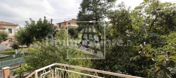 3 bedrooms House in Albinea, Italy No. 374773 13