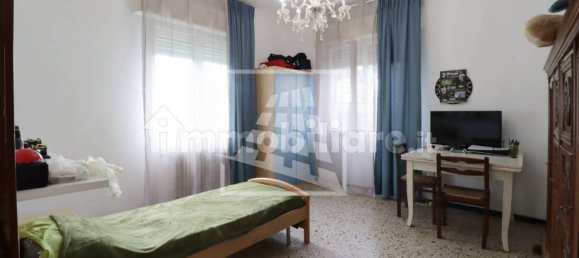 3 bedrooms House in Albinea, Italy No. 374773 9