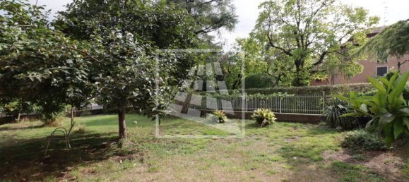 3 bedrooms House in Albinea, Italy No. 374773 19