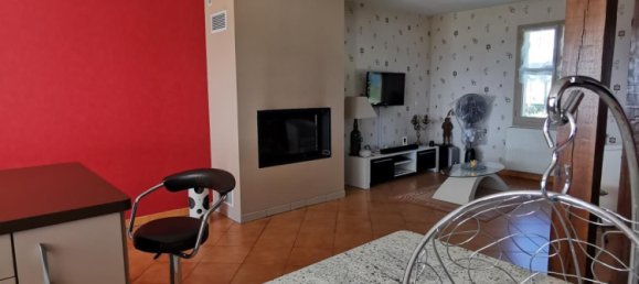 Casa de 4 dormitorios en Cravant, France No. 154301 9