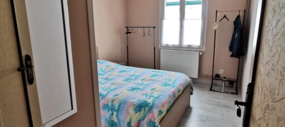 Casa de 4 dormitorios en Cravant, France No. 154301 15