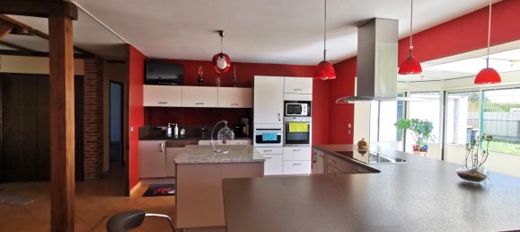 Casa de 4 dormitorios en Cravant, France No. 154301 7