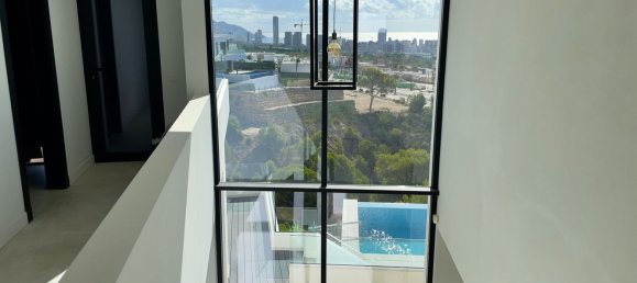 5 Schlafzimmer Haus in Alicante, Spain, Nr. 63655 45