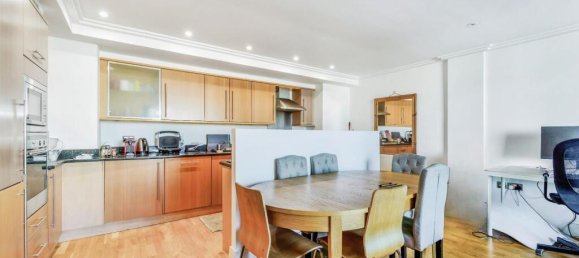 2 Schlafzimmer Wohnung in Brentford, United Kingdom, Nr. 12362 8