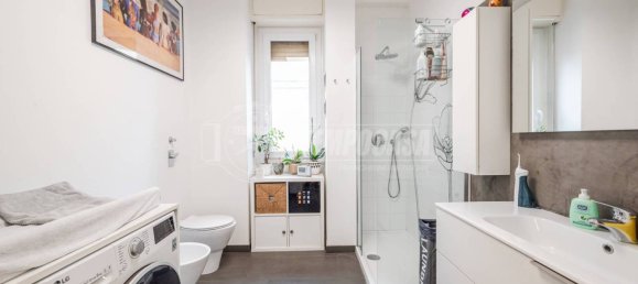 Квартира с 2 спальнями в Милан, Италия № 378659 8