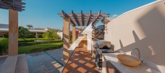 7 Schlafzimmer Villa in Dubai, UAE, Nr. 53639 24