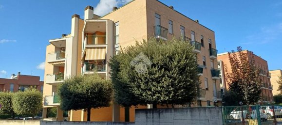 3 Schlafzimmer Wohnung in Rome, Italy, Nr. 335772 3