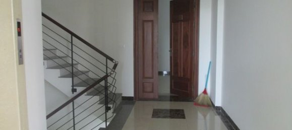 Casa en Cau Giay, Vietnam 600 m² No. 3867 3