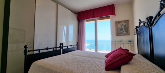 Ático de 2 habitaciónes en Sanremo, Italy No. 36427 18