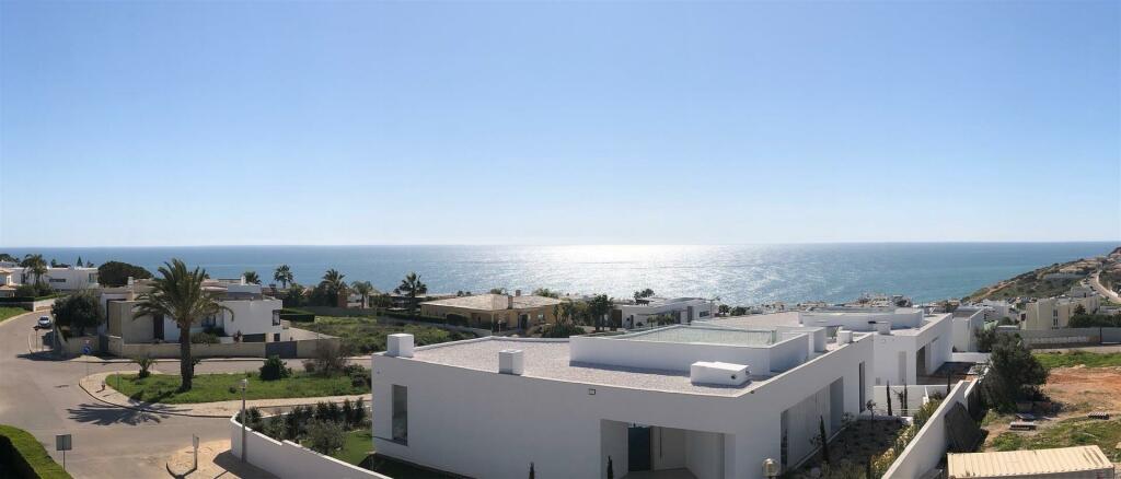 3 bedrooms Land in Lagos, Portugal No. 113080
