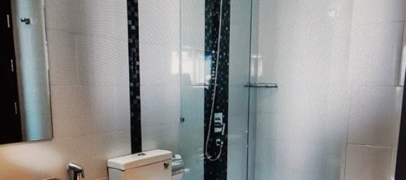 3 bedrooms Condo in Pattaya, Thailand No. 900 6