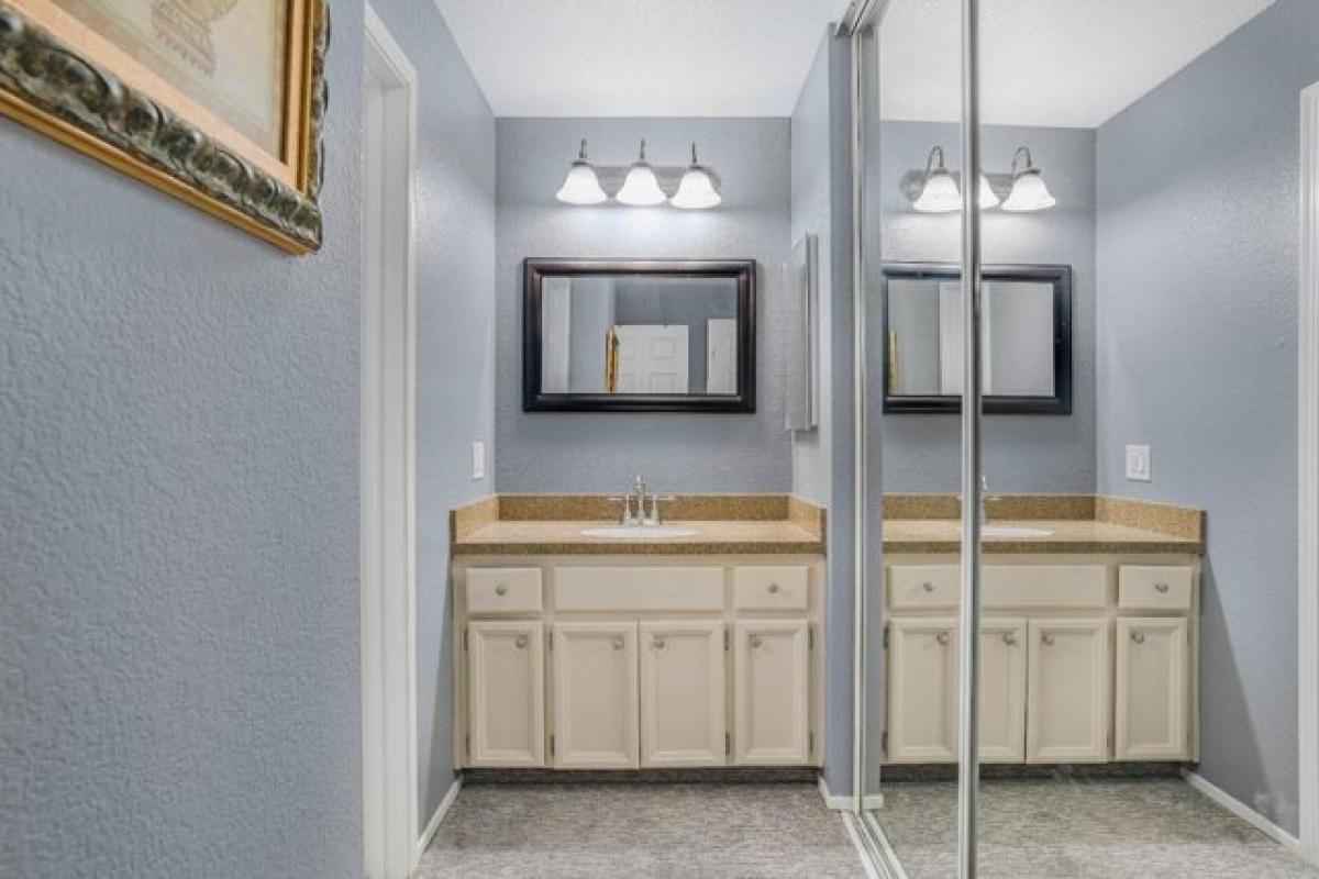 3 bedrooms House in Hayward, USA No. 405393