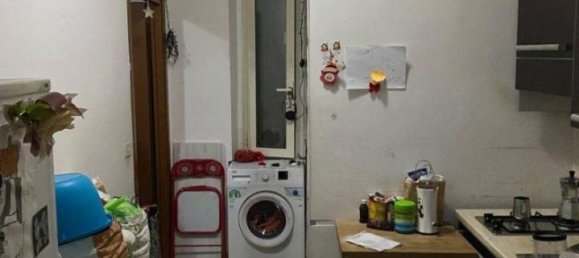 Studio in Rome, Italy No. 41049 8