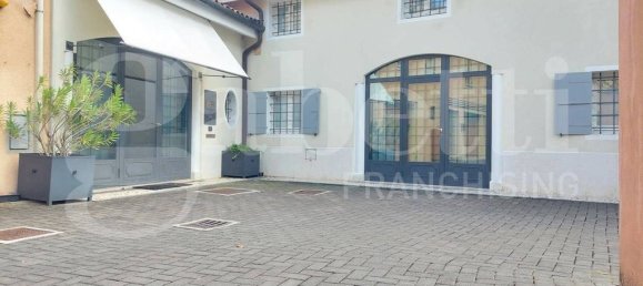 3 Schlafzimmer Villa in Treviso, Italy, Nr. 274015 20