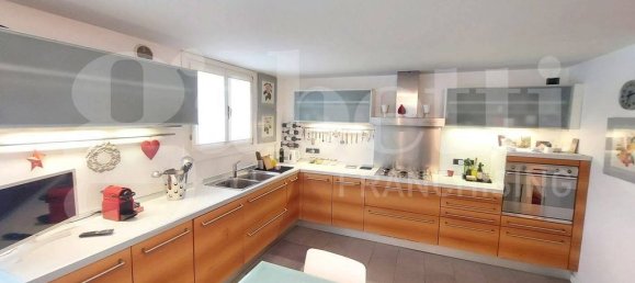 3 Schlafzimmer Villa in Treviso, Italy, Nr. 274015 32