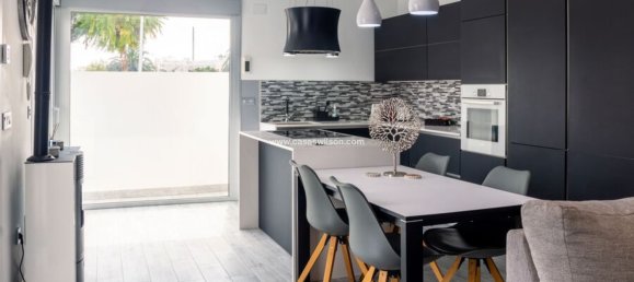 3 bedrooms House in Daya Vieja, Spain No. 129363 2