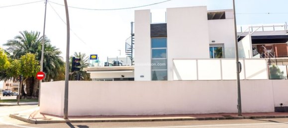 3 bedrooms House in Daya Vieja, Spain No. 129363 44