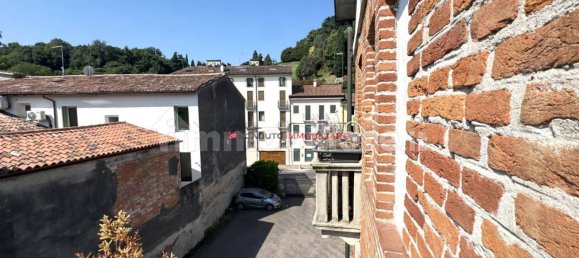 Apartamento de 2 dormitorios en Vicenza, Italy No. 321718 25