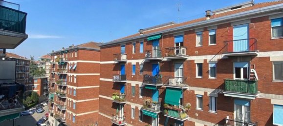 3 bedrooms Apartment in Milan, Italy No. 357839 24