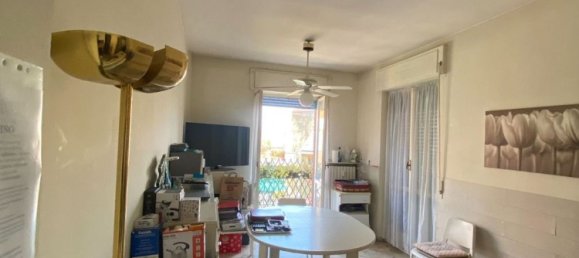 3 bedrooms Apartment in Milan, Italy No. 357839 5