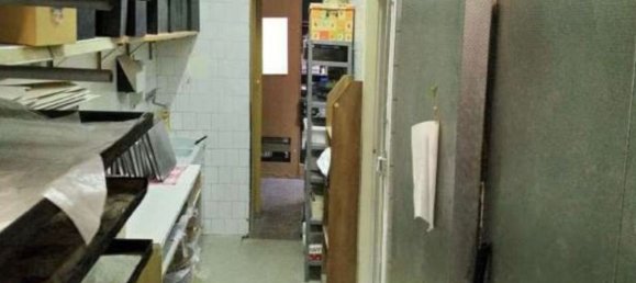 330m² Commercial property in Legnano, Italy No. 156335 15