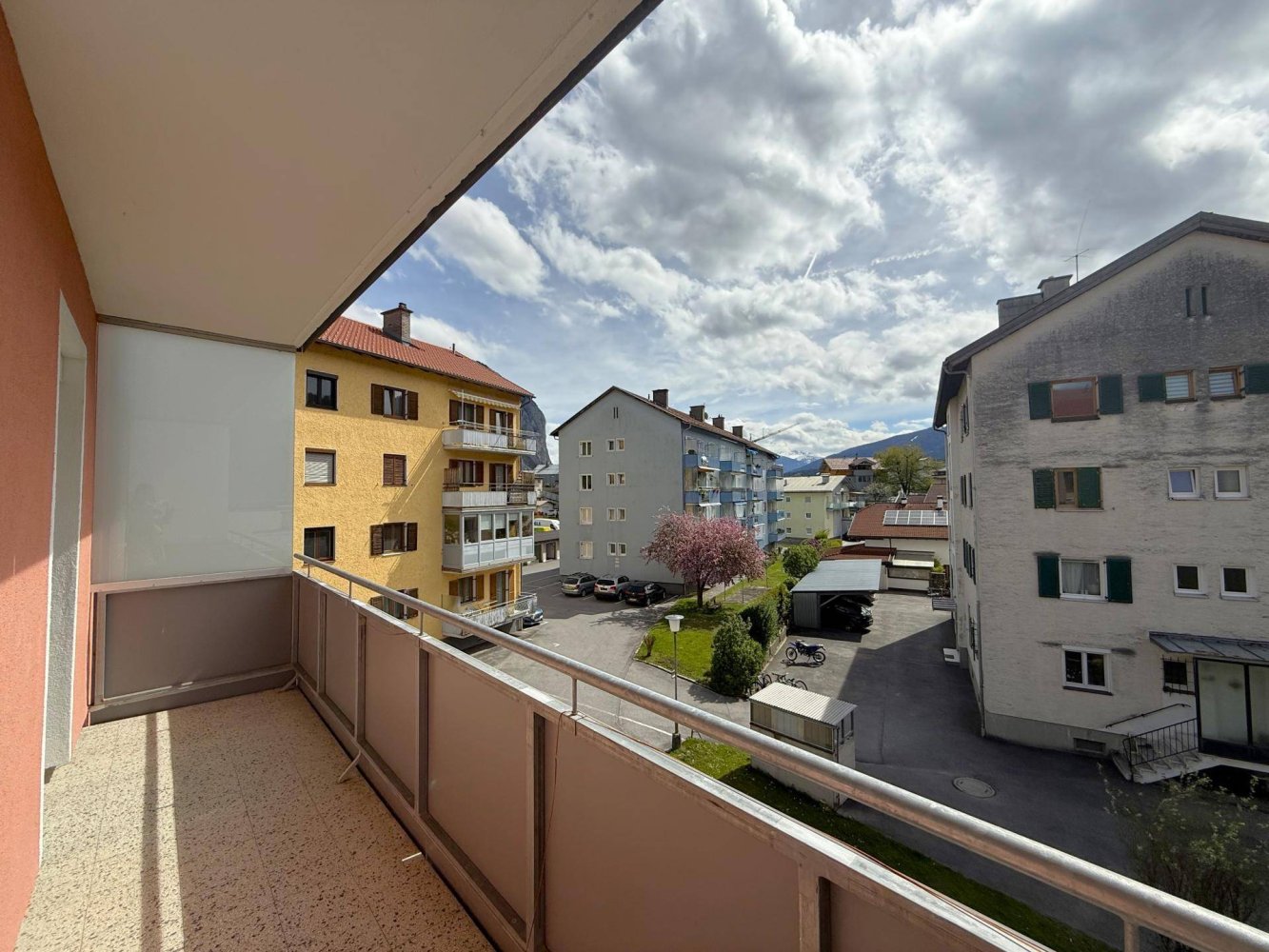 3غرفة شقة في Zirl, Austria رقم 161505