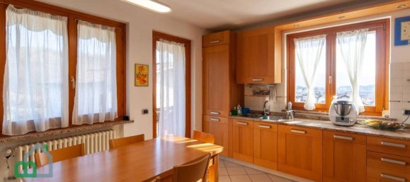 8 rooms House in Sedico, Italy No. 108355 10