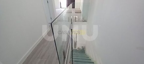 3 Schlafzimmer Doppelhaus in Costa da Caparica, Portugal, Nr. 29543 6