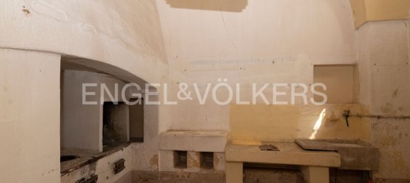 5 bedrooms Building in San Cesario di Lecce, Italy No. 134202 3