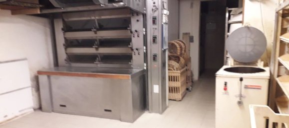 Коммерческая недвижимость 1500м² в Витри-ле-Франсуа, Франция № 212347 6