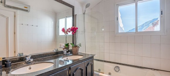 2 bedrooms Penthouse in Marbella, Spain No. 41376 23