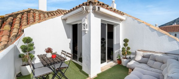 2 bedrooms Penthouse in Marbella, Spain No. 41376 4