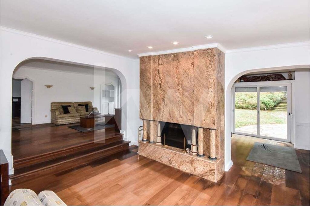 5 bedrooms House in Canelas, Portugal No. 165730