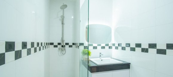 4 chambres house à louer à Pattaya, Chonburi, Eastern Thailand, Thailand № 81810 27