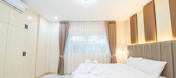 4 chambres house à louer à Pattaya, Chonburi, Eastern Thailand, Thailand № 81810 4