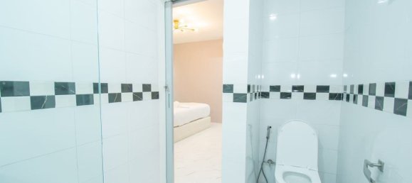 4 chambres house à louer à Pattaya, Chonburi, Eastern Thailand, Thailand № 81810 26