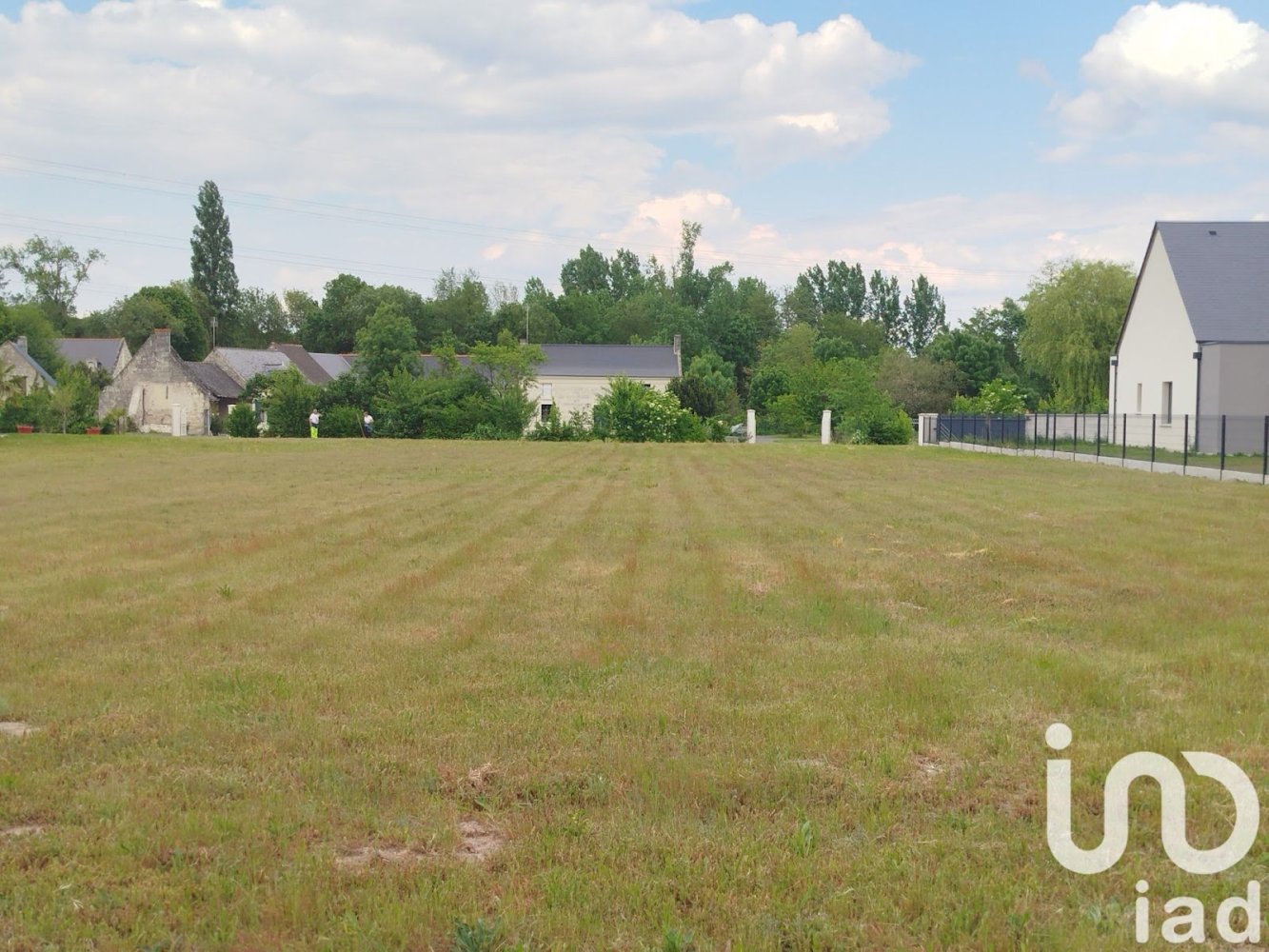 Terrain à Huismes, France 1381m² No. 228965