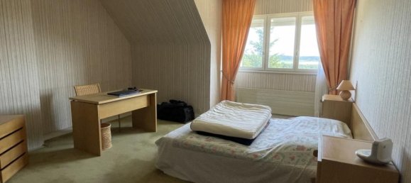 4 bedrooms House in Villiers-Saint-Frederic, France No. 181781 8