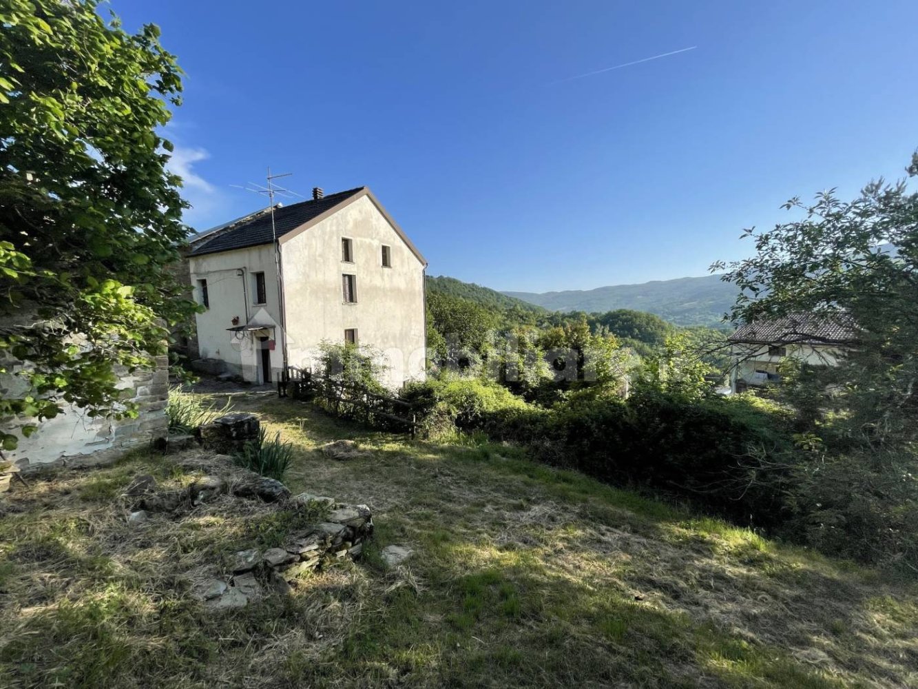 2 bedrooms House in Bardi, Italy No. 173895