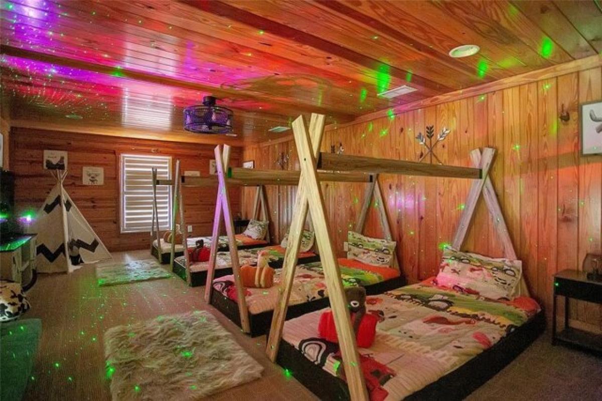 5 bedrooms House in Umatilla, USA No. 371973