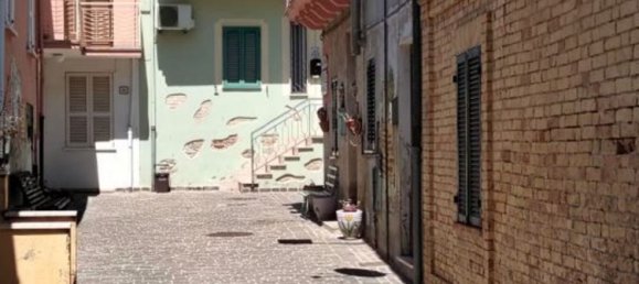 5-Zimmer Haus in Cepagatti, Italy, Nr. 303088 8