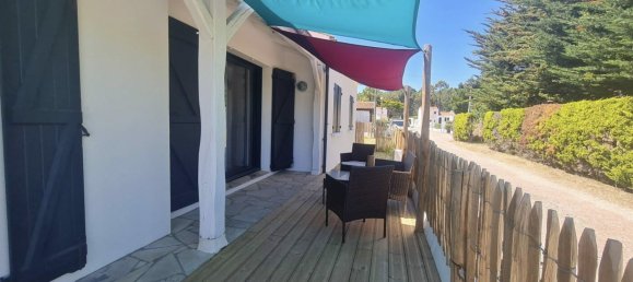 2 bedrooms House in Barbatre, France No. 299927 3